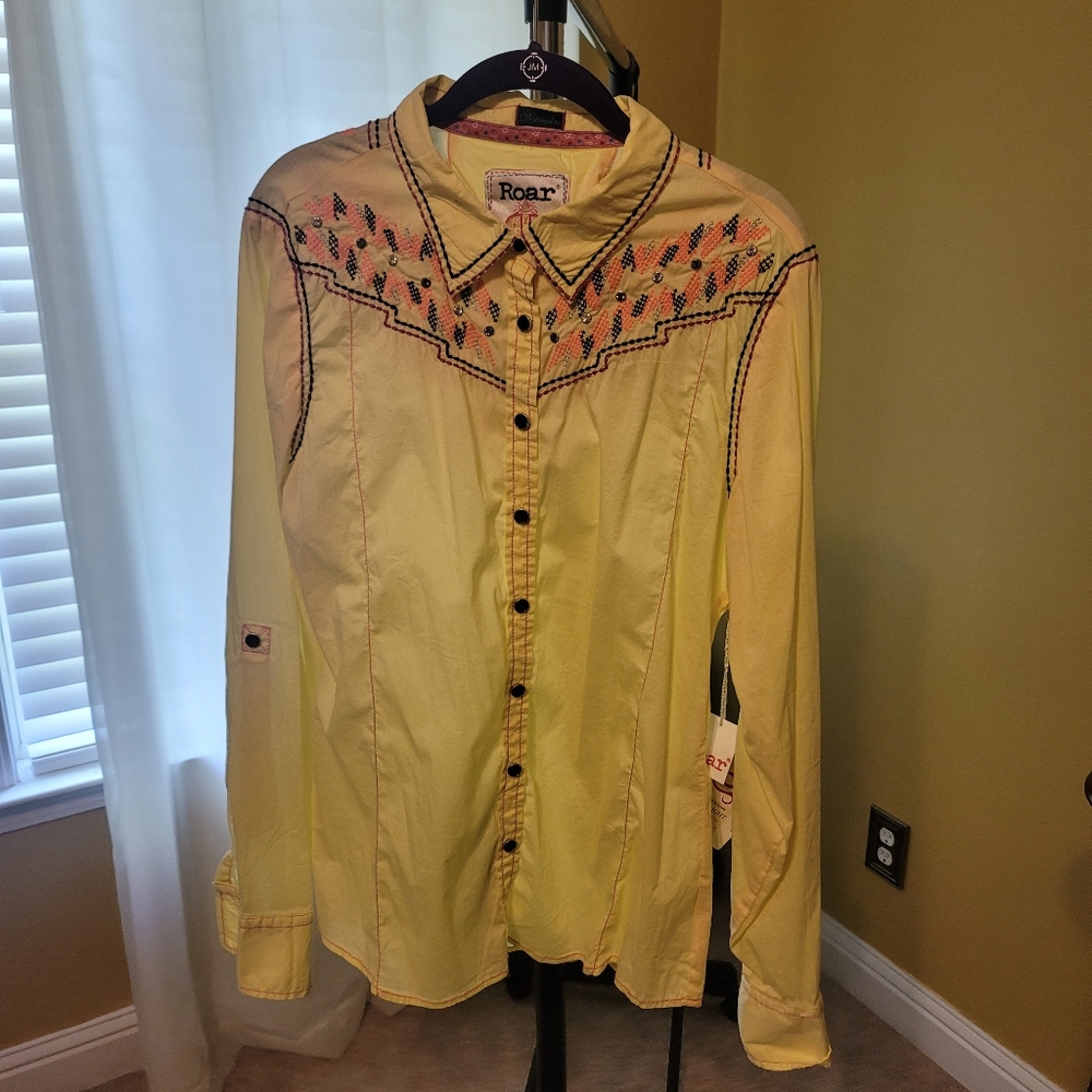 Buckle Roar Top Size XL